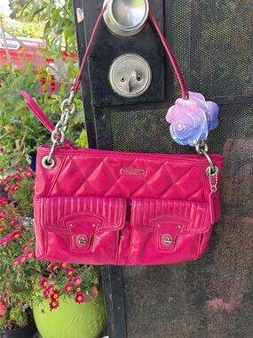 Gorgeous RARE Coach Y2K Poppy Legacy Hippie Turn Lock Crossbody Bag 18678